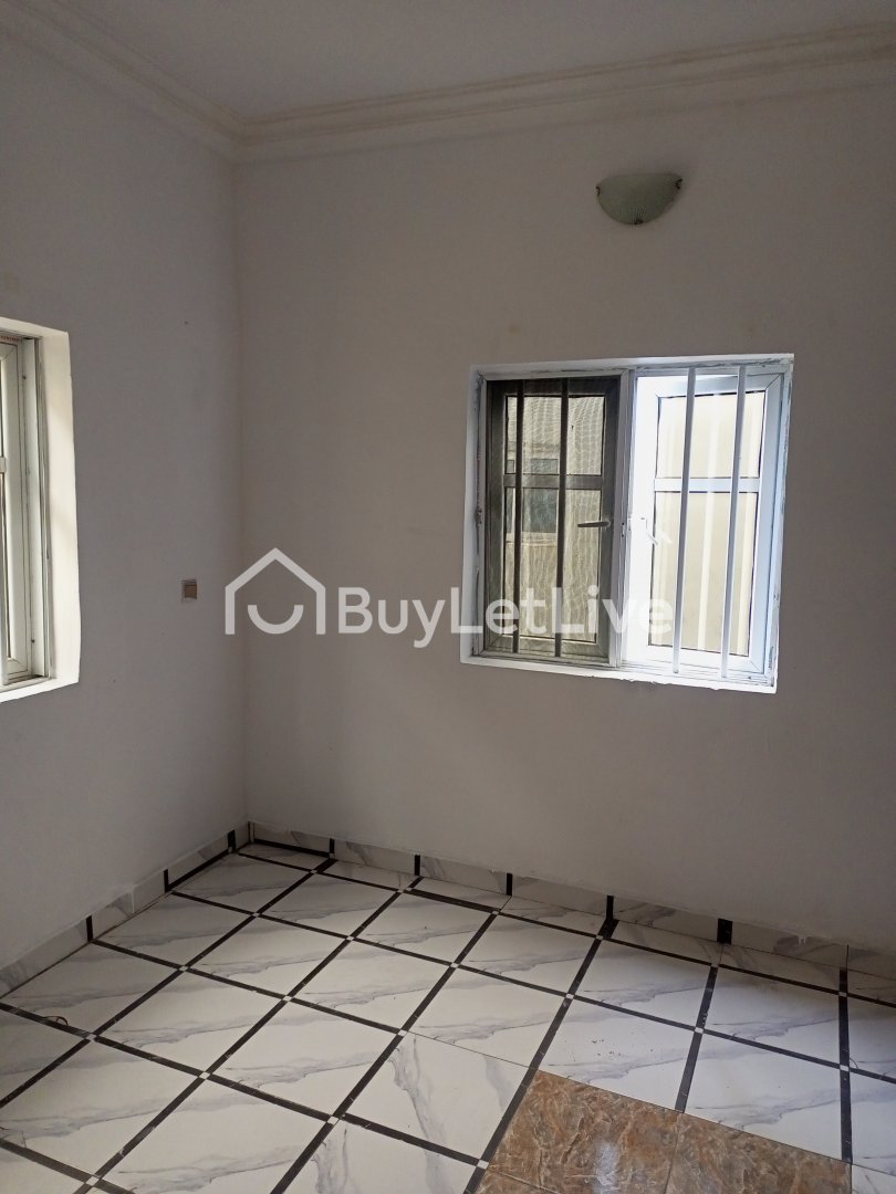 2 bedrooms Flat / Apartment for rent at Olokonla