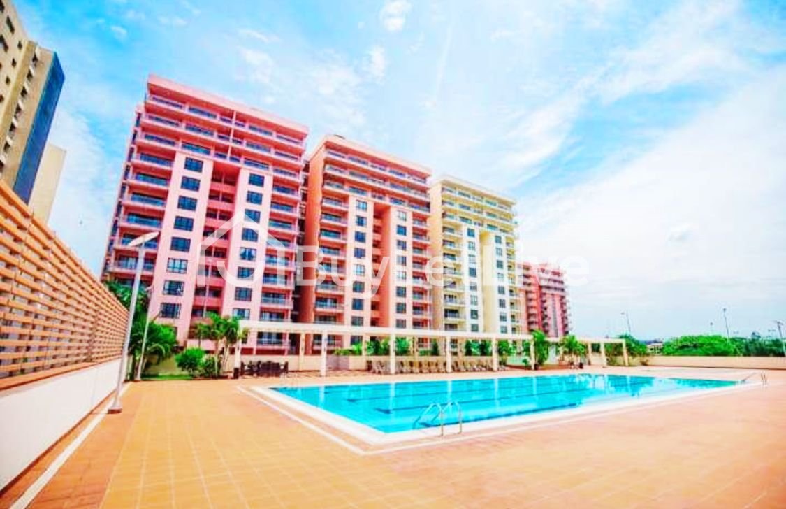 4 bedrooms Flat / Apartment for sale at Banana Island