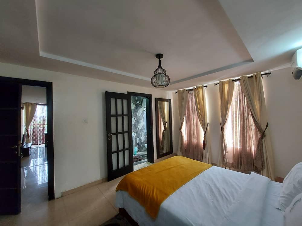 Fully Furnished and Fully Fitted One (1) Bed Apartment
