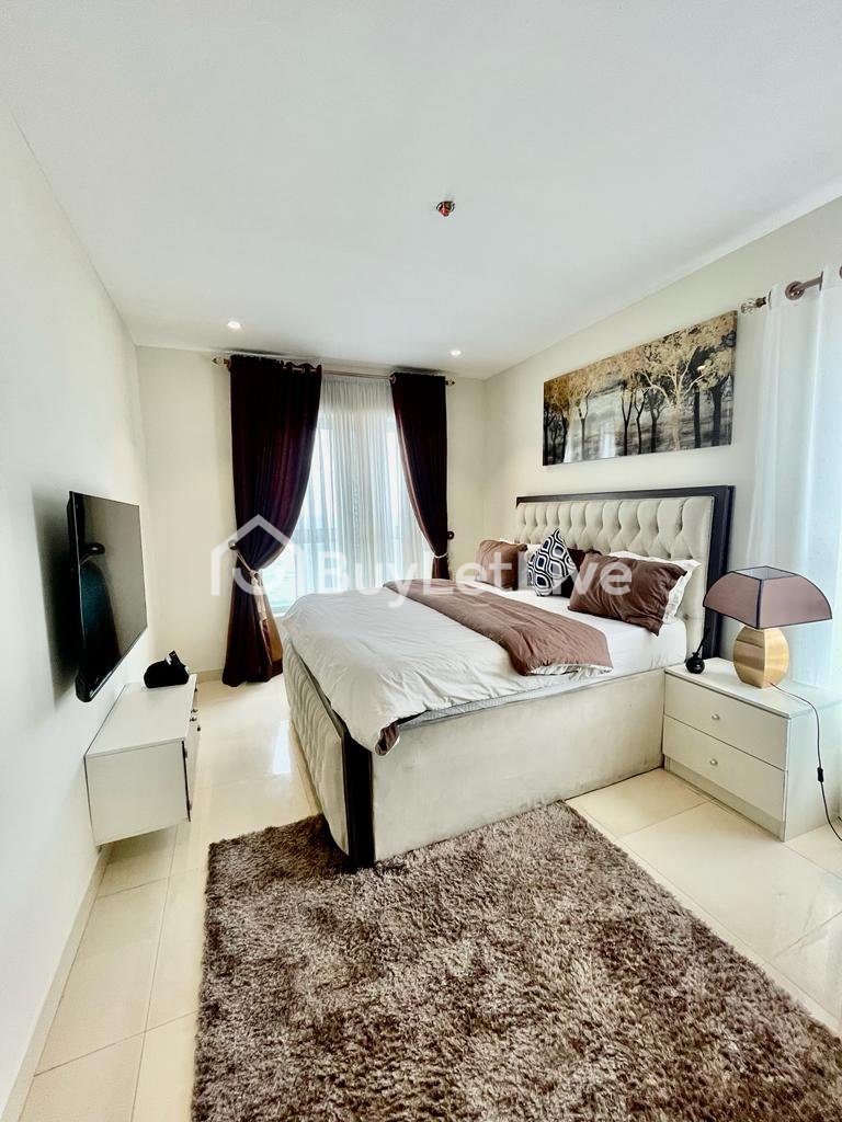 3 bedrooms Flat / Apartment for shortlet at Lekki