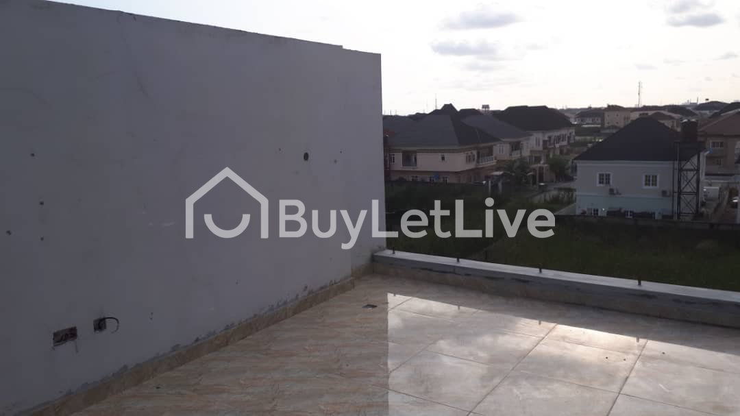 5 bedrooms Detached Duplex for sale at Agungi