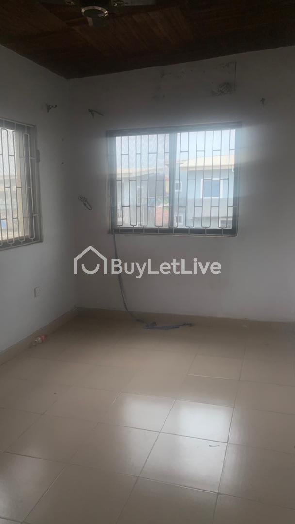1 Bedroom Self Contain For Rent At Shomolu